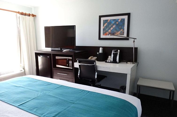 Best Western Plus Kissimmee-Lake Buena Vista South Inn & Sui