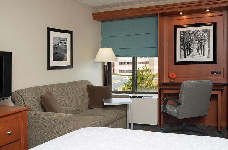 Hampton Inn Ann Arbor - North