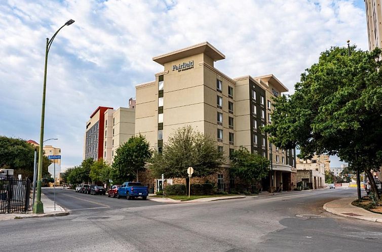Fairfield Inn & Suites by Marriott San Antonio Downtown/Alam