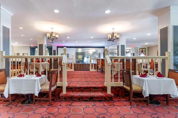 Best Western Plus Grosvenor Airport Hotel