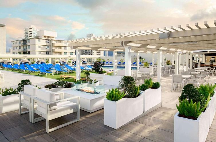 Hilton Waikiki Beach Hotel