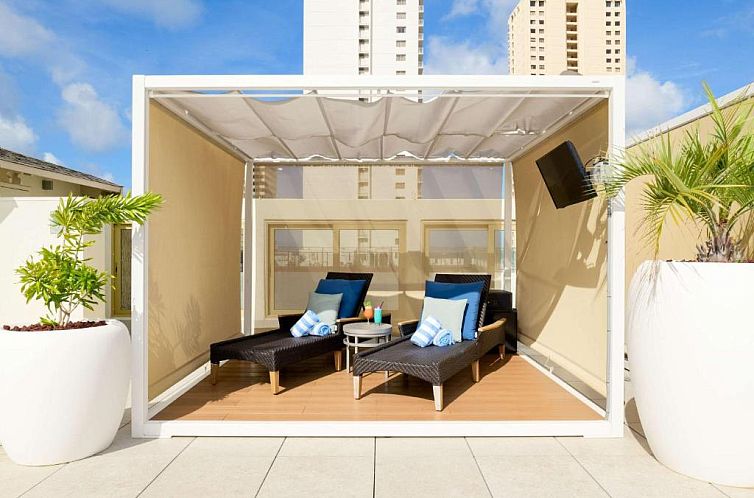 Hilton Waikiki Beach Hotel