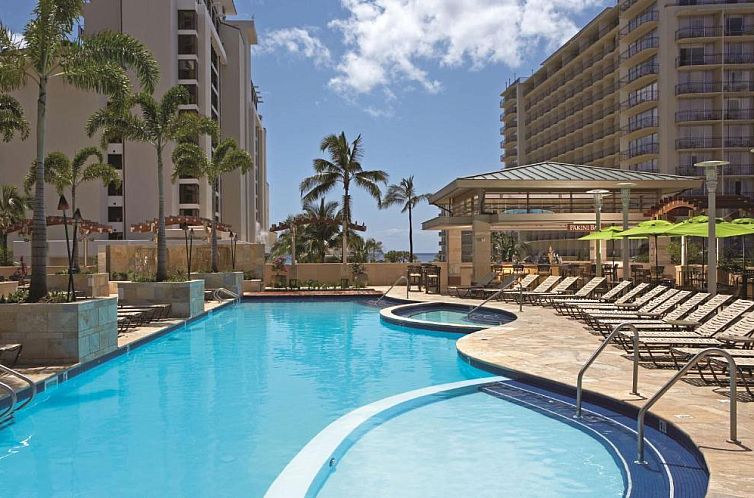 Embassy Suites by Hilton Waikiki Beach Walk