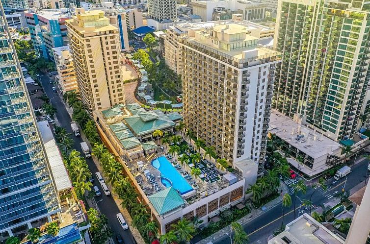 Embassy Suites by Hilton Waikiki Beach Walk