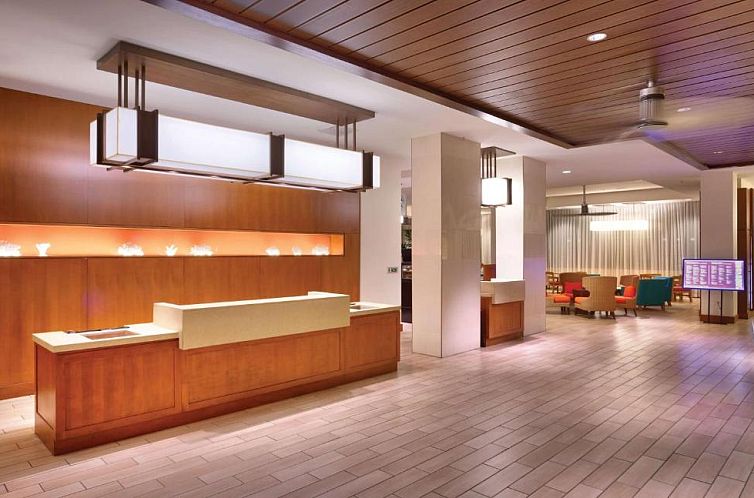 Hyatt Place Waikiki Beach