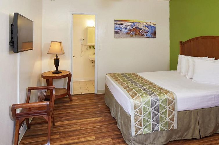 Pacific Marina Inn
