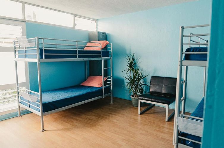 Polynesian Hostel Beach Club