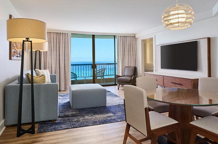 Hyatt Regency Waikiki Beach Resort & Spa