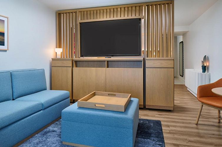 Hyatt Regency Waikiki Beach Resort & Spa