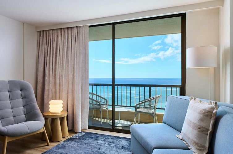 Hyatt Regency Waikiki Beach Resort & Spa