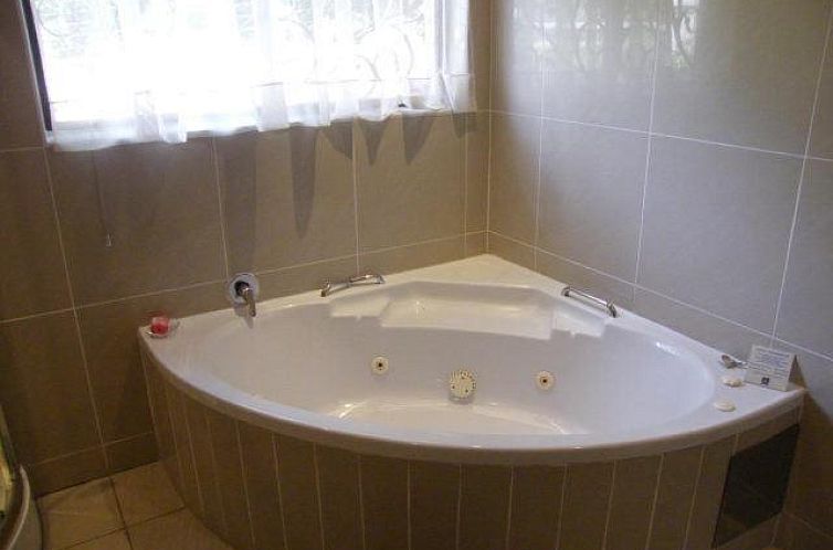 Littlefield Luxury Suite