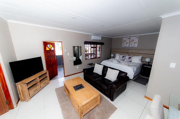 Kleinplasie Guesthouse