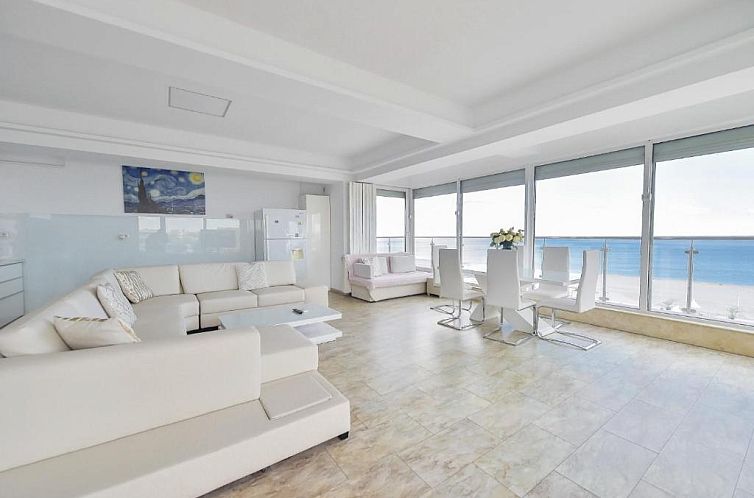 Sea View Penthouse Mamaia
