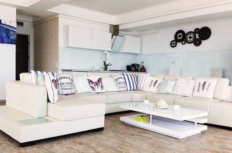 Sea View Penthouse Mamaia