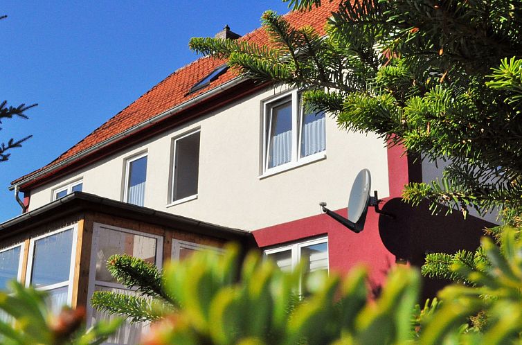 Vakantiehuis Familienfreundliches Ferienhaus mit Sauna am Fu