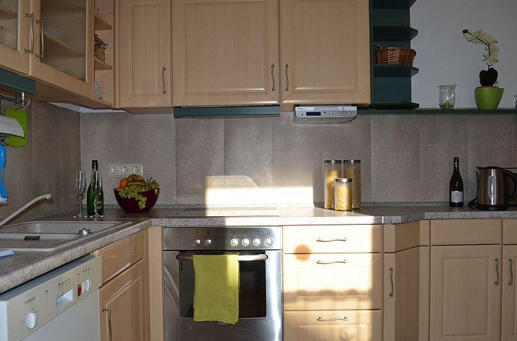 Vakantiehuis Familienfreundliches Ferienhaus mit Sauna am Fu