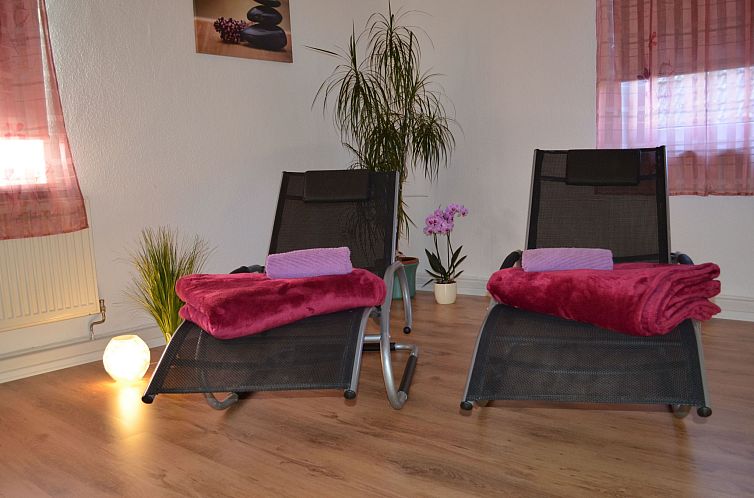 Vakantiehuis Familienfreundliches Ferienhaus mit Sauna am Fu