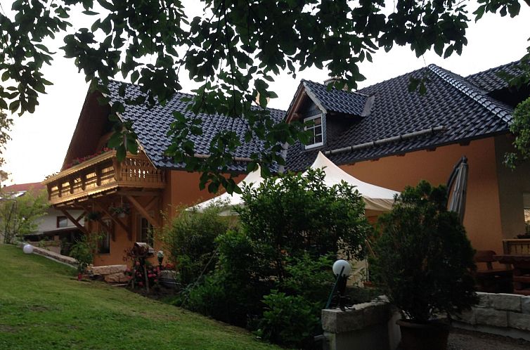 Appartement Großzügige Ferienwohnung mit Balkon