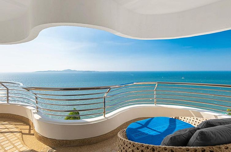 Royal Cliff Grand Hotel - SHA Extra Plus