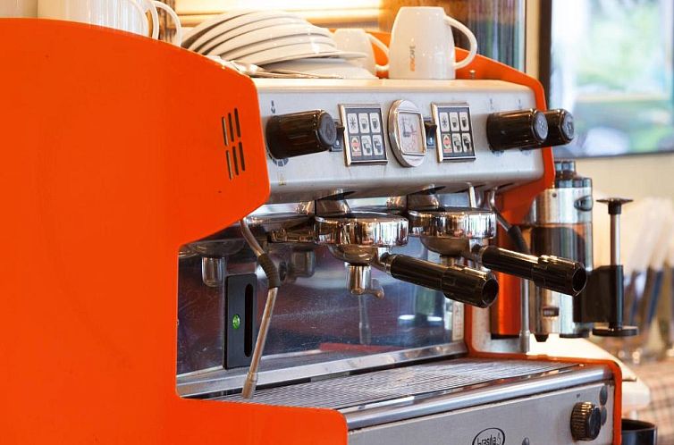 The Expat Hotel - SHA Extra Plus