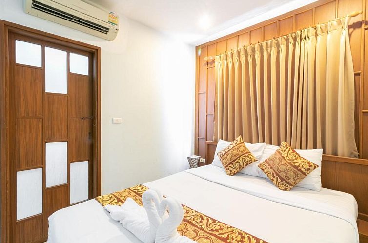 Lotus Hotel Patong