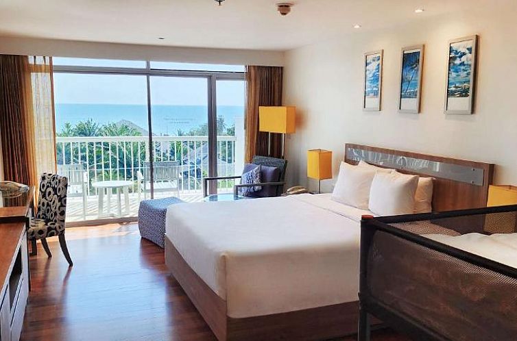 Novotel Hua Hin Cha-Am Beach Resort & Spa - SHA Plus Certifi