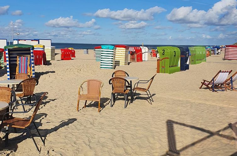 Appartement Apartment mit Terrasse am Südstrand