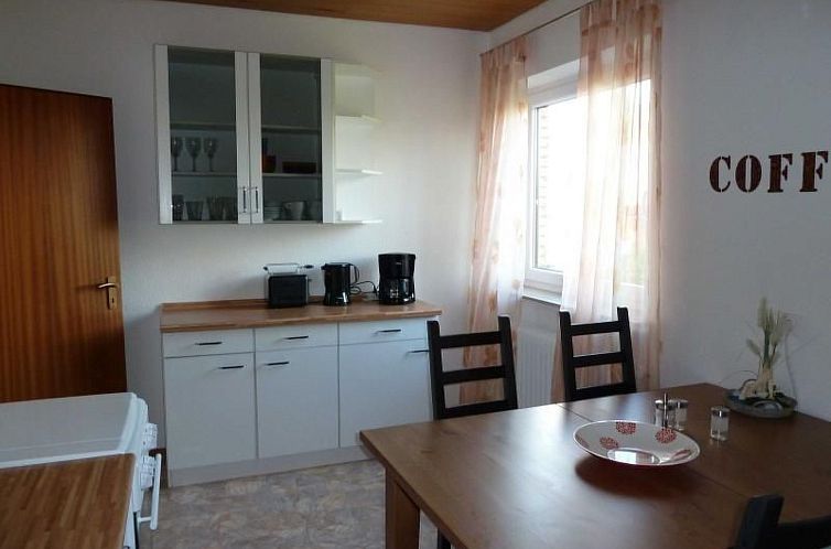 Appartement Ruhige Ferienwohnung mit Balkon und Parkplatz
