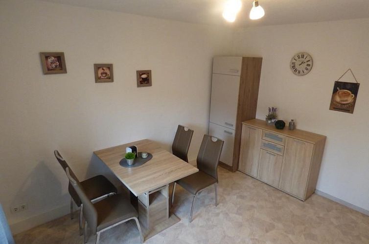 Appartement Große Ferienwohnung in Voslapp mit Garten