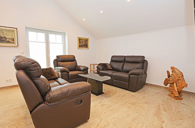 Appartement Merzijana Dachgeschoss in Stinteck