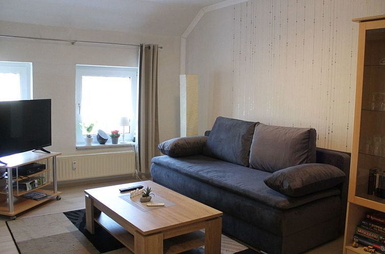 Appartement Ganze Wohnung in Jade mit Garten