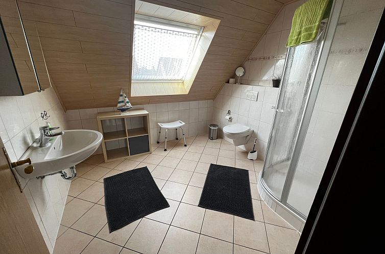 Appartement Geräumige Ferienwohnung mit Garten und Grill