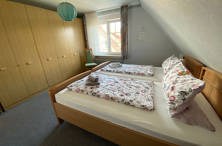 Appartement Geräumige Ferienwohnung mit Garten und Grill
