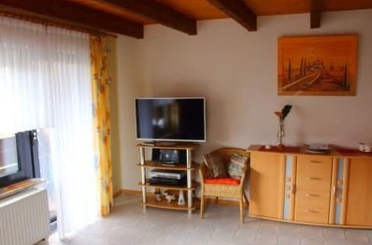 Appartement Geräumige Ferienwohnung in Burhave mit Grill, G
