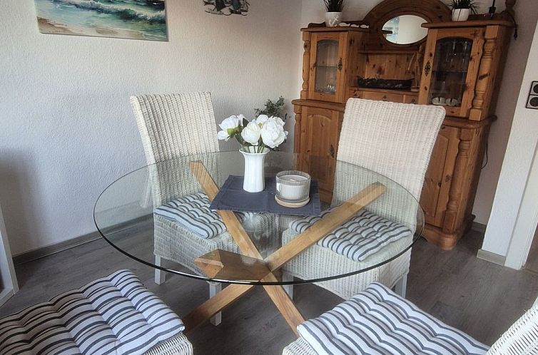 Vakantiehuis mit Wintergarten und Garten am Deich