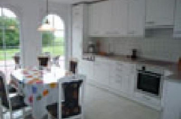 Appartement direkt am Wasser in Dornum Westerbur