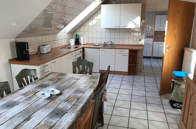 Appartement Große Wohnung in Nesse mit Garten und Terrasse