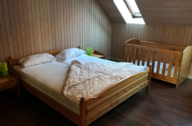 Appartement Große Wohnung in Nesse mit Garten und Terrasse