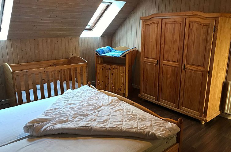 Appartement Große Wohnung in Nesse mit Garten und Terrasse