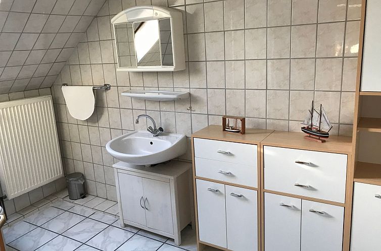 Appartement Große Wohnung in Nesse mit Garten und Terrasse