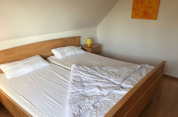 Appartement Große Wohnung in Nesse mit Garten und Terrasse