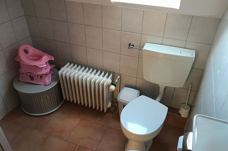 Appartement Große Wohnung in Nesse mit Garten und Terrasse