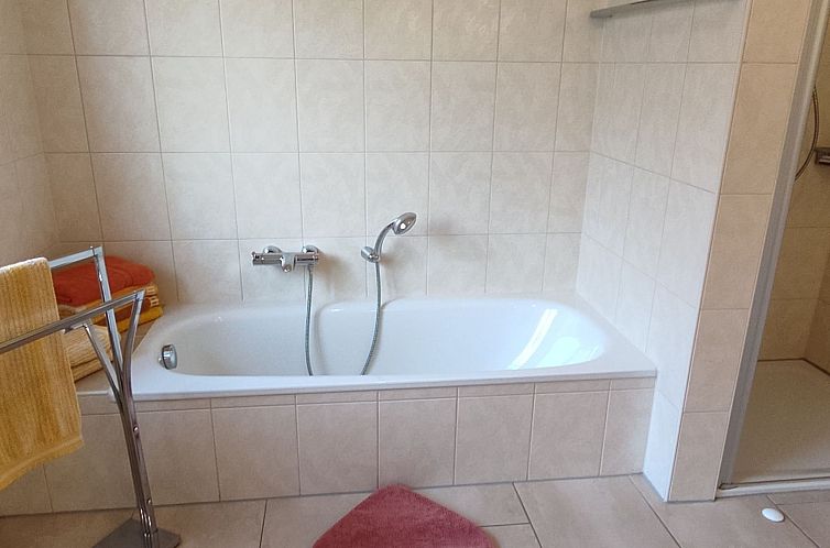 Appartement Haus am Kiessee - Mediterranes Flair mit Seeblic