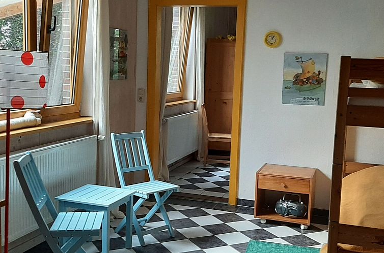 Appartement Geräumige Ferienwohnung in Kölker mit Terrasse