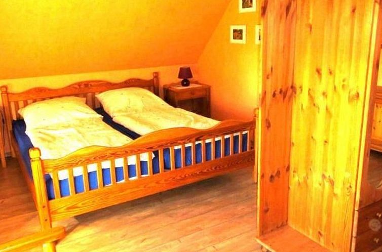 Appartement Wohnung in einem reetgedeckten Friesenhaus aus d