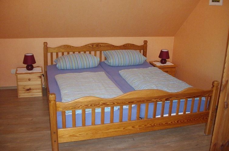 Appartement Wohnung in einem reetgedeckten Friesenhaus aus d