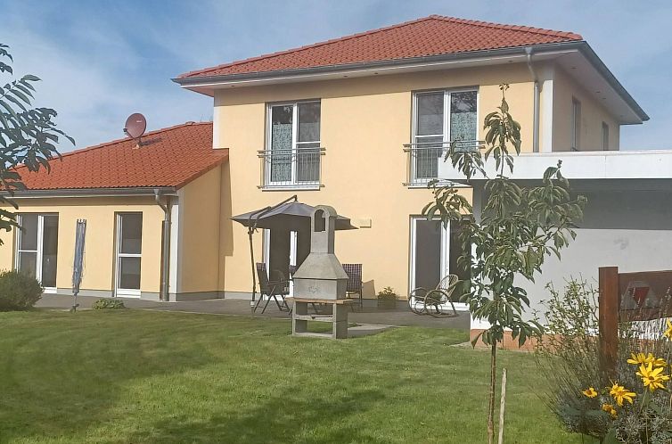 Guest house 0235401 - Apartment North Sea - Appartement Luisa klein in Aurich-Tannenhausen