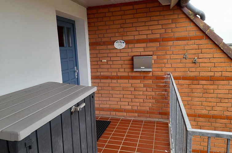 Appartement Moderne Ferienwohnung mit Balkon in Strandnähe