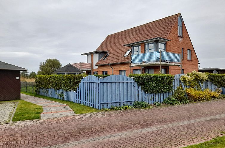 Appartement Moderne Ferienwohnung mit Balkon in Strandnähe
