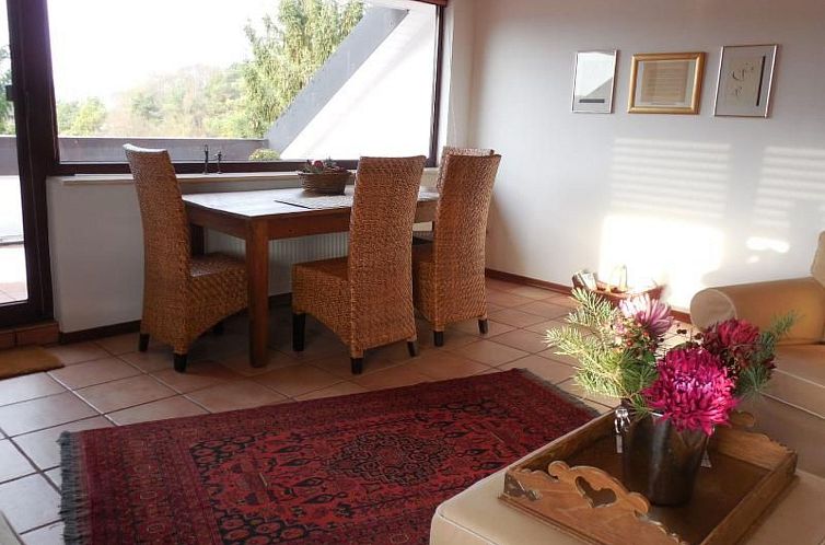 Appartement Exklusive Ferienwohnung mit Loggia am Waldrand